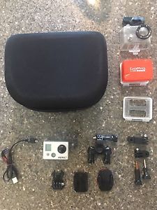 GoPro Hero 2 with extras and Case