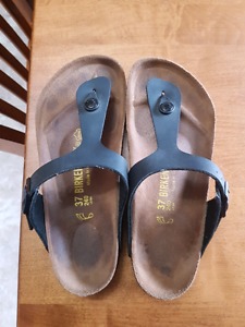 Ladies size 7 Birkenstocks - only worn twice