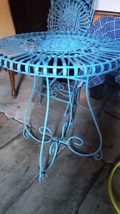 Metal french style 3 pc patio set