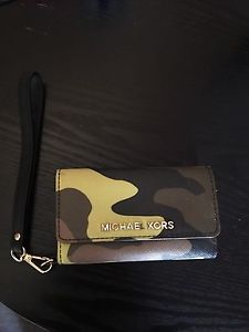 Michael Kors case