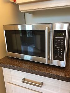 Microwave - excellent condition