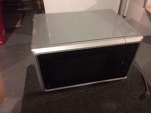 Microwave with Convection