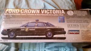 Mint Sealed Crown Vic Police Car $15