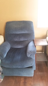 Recliner chair, comes with Free side table