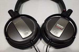 Sony Active Noise Cancelling Headphones (Excellent shape)