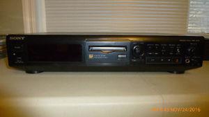 Sony minidisc player/recorder