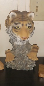 Tiger Statue (1 Foot)