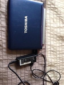 Toshiba NB200 Netbook - 80$
