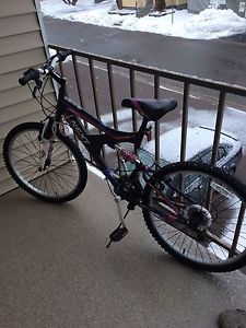 Youth girl's 24" bike