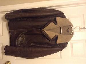 Beautiful bomber leather jaket.