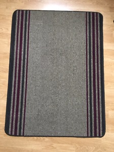 Floor rug
