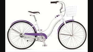 Ladies Cruiser Bicycle (Giant Simple Three W)