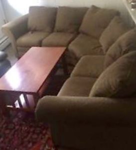 NICE BROWN SECTIONAL SOFA; Free Delivery!!