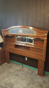 Queen Bedroom Set Great Condition!