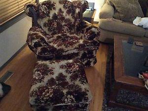 Retro comfy chair (seeking buyer)