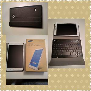 Samsung Galaxy Tab 4 with Bluetooth keyboard