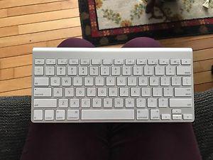 Wireless apple keyboard