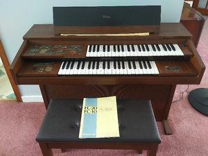 Yamaha FC20 Electone keyboard/organ
