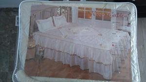 gorgeous queen bed cover