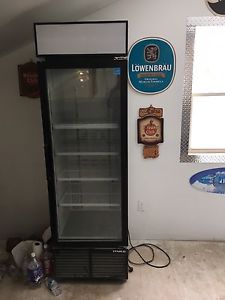 1 door commercial cooler