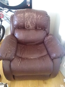 Comfortable leather lazy boy FREE