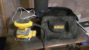 DeWalt palm sander