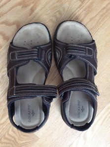Dockers Sandals. Leather