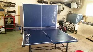 East Point Tennis Table (ping pong)