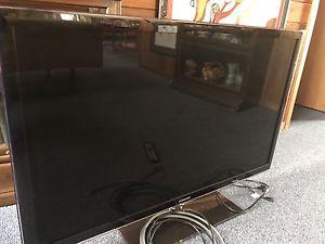 Flat screen TV LCD