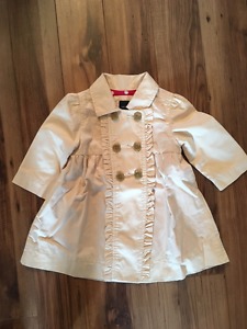 GAP Girl Spring Dress Coat EUC 6-12 (cream colour)
