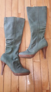 Green high-heels knee length boots size 6-7
