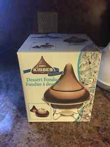 Hershey fondue set