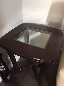 High-end - Set of Two - End Tables