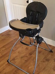 Joovy High Chair - Regular $US