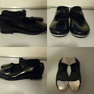 Kids tap dancing shoes (size 11)