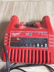 Milwaukee 18v charger