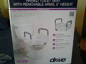 NEW IN BOX RAISED TOILET SEAT SAFETY HANDLES