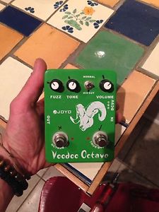 Voodoo octave fuzz pedal