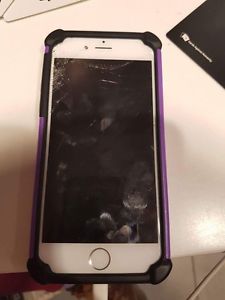 iPhone 6 cracked screen