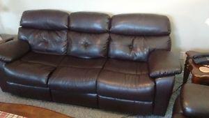 BONDED LEATHER RECLINER COUCH