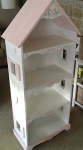 Book Shelf Doll House