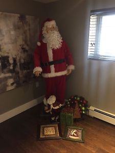 Free Xmas decorations and tv stand