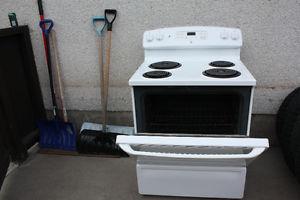 GE Range/Stove