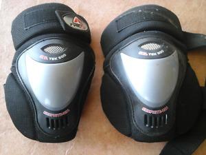 Knee pad