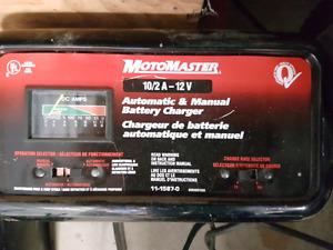 Motomaster 10/2A 12V Battery Charger