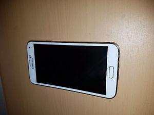 Samsung S5 16 GB for sale with case. Price reduced!