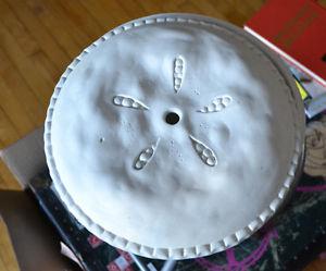 Vintage  Ceramic Pie mold $5