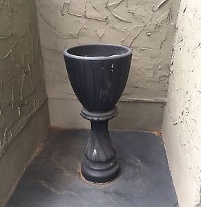 Wanted: Cement planter