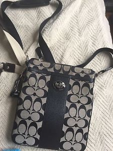 Wanted: Coach Bags/Handbags