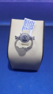 14kwhite gold engagement ring